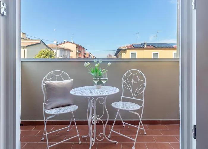 別荘 Botanical House Near Bologna With Free Parking San Giorgio di Piano